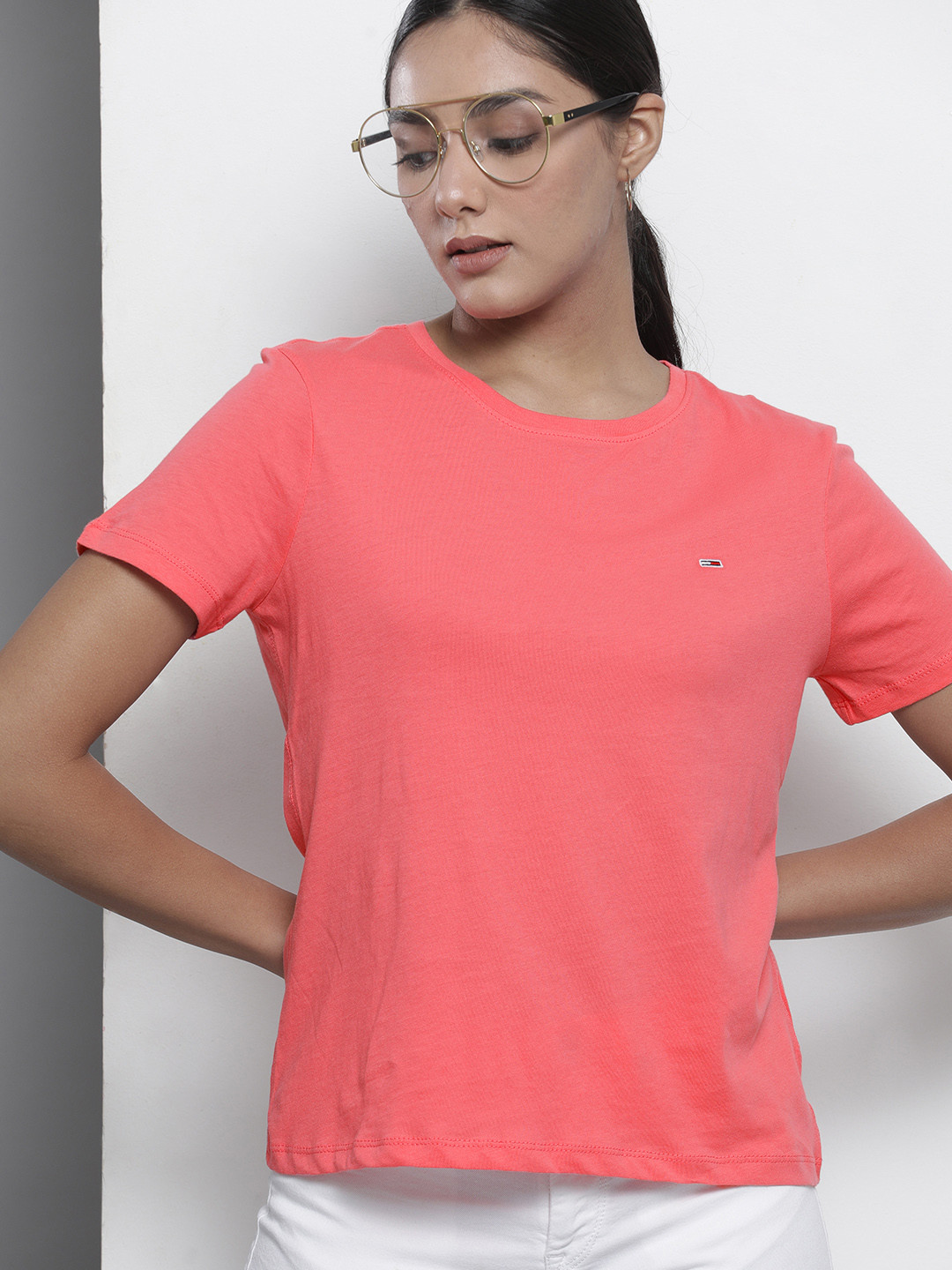 

Tommy Hilfiger Women Pink Solid Organic Cotton Slim Fit T-shirt