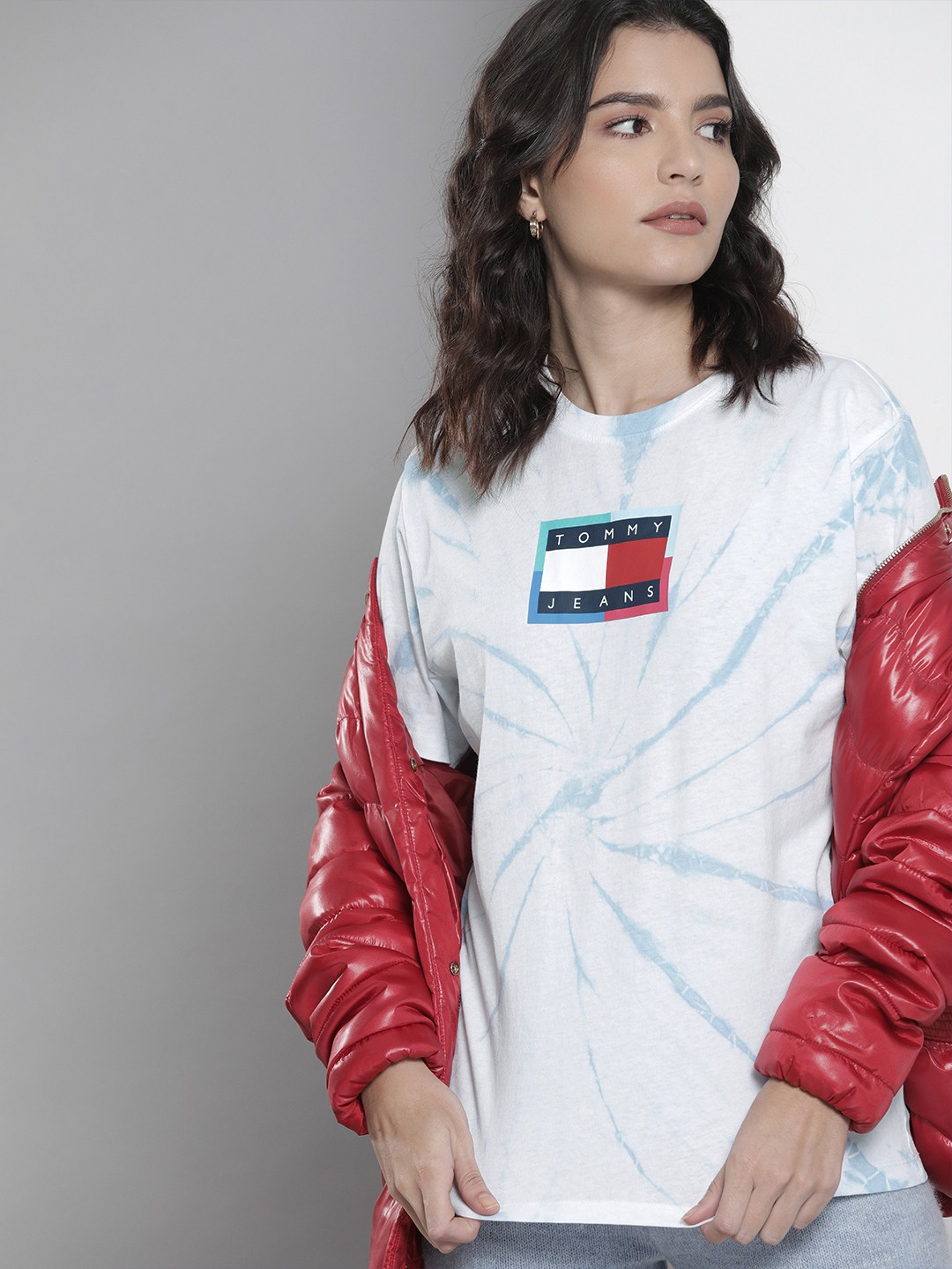 

Tommy Hilfiger Women White Blue Tie and Dye Relaxed Fit Pure Cotton T-shirt
