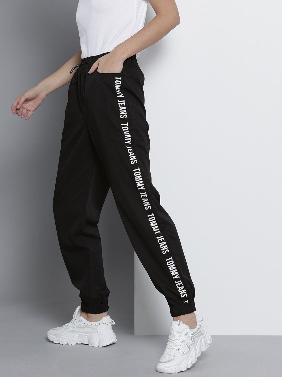 

Tommy Hilfiger Women Black Brand Logo Printed Relaxed Fit Joggers