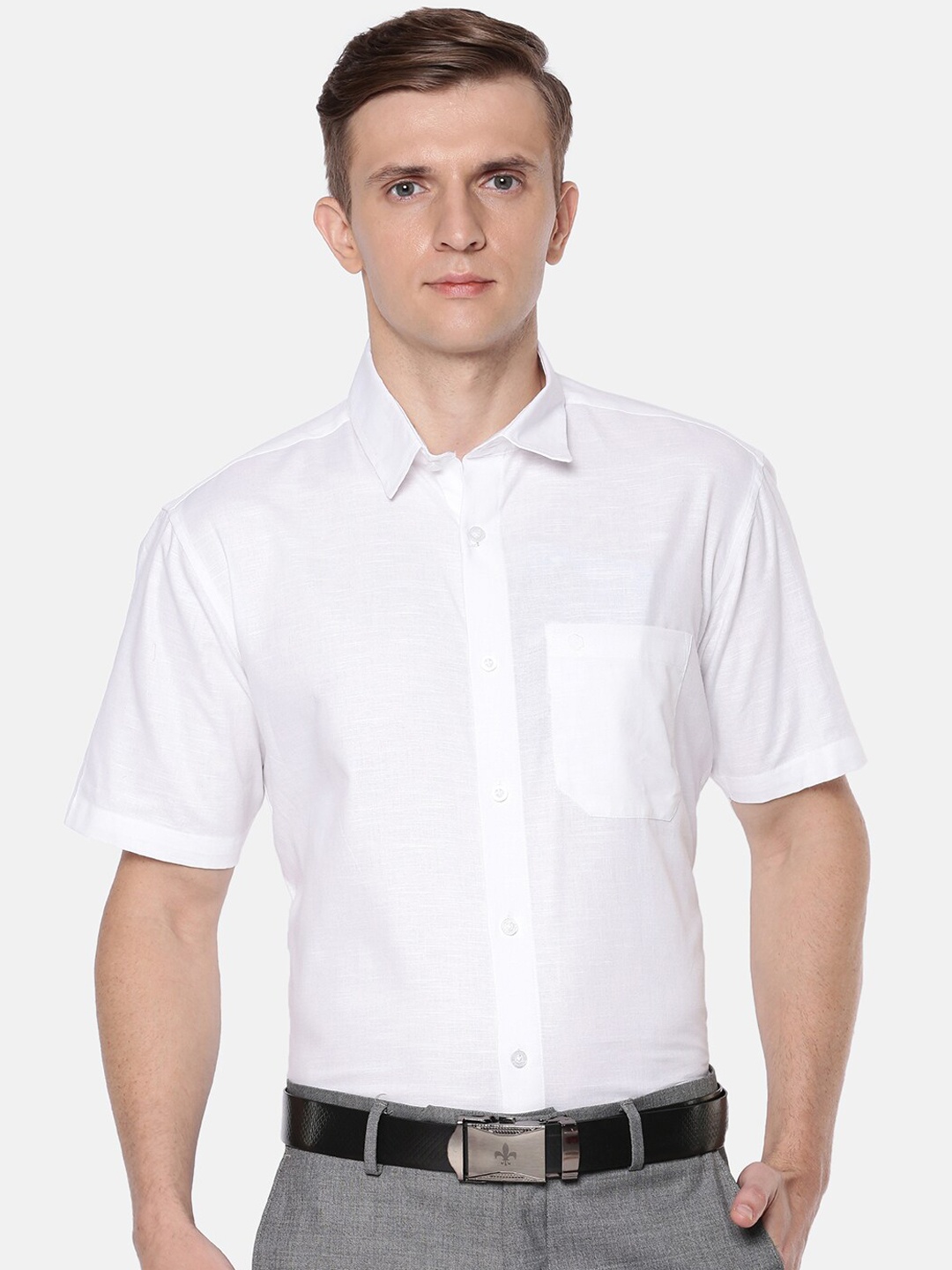 

Jansons Men White Short Sleeves Formal Shirt