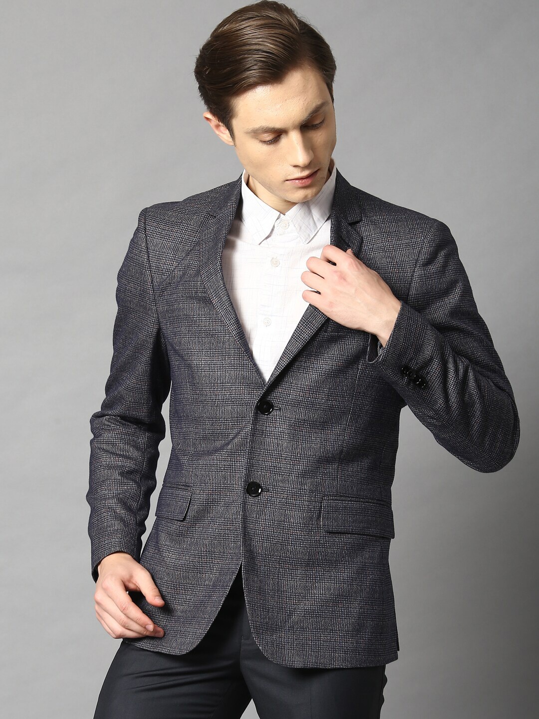 

HARSAM Men Grey & White Checked Single-Breasted Casual Blazer