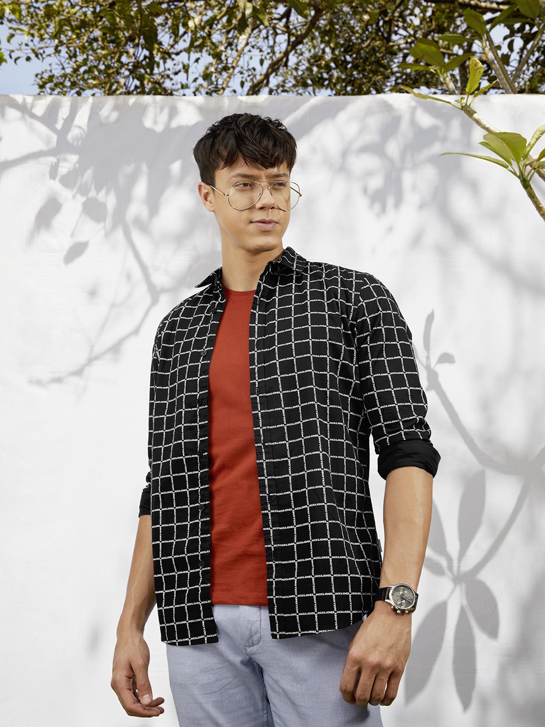 

Jack & Jones Men Black& White Original Slim Fit Printed Pure Cotton Casual Shirt