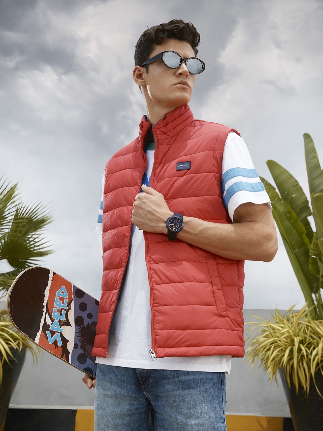 

Jack & Jones Men Red Solid Puffer Jacket