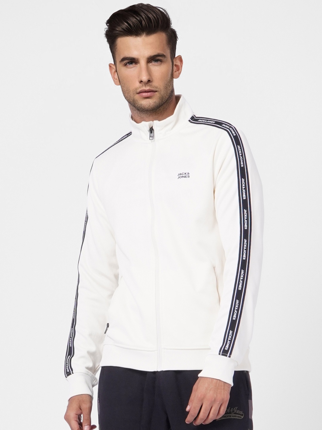 

Jack & Jones Men White Black & Black Tailored Jacket
