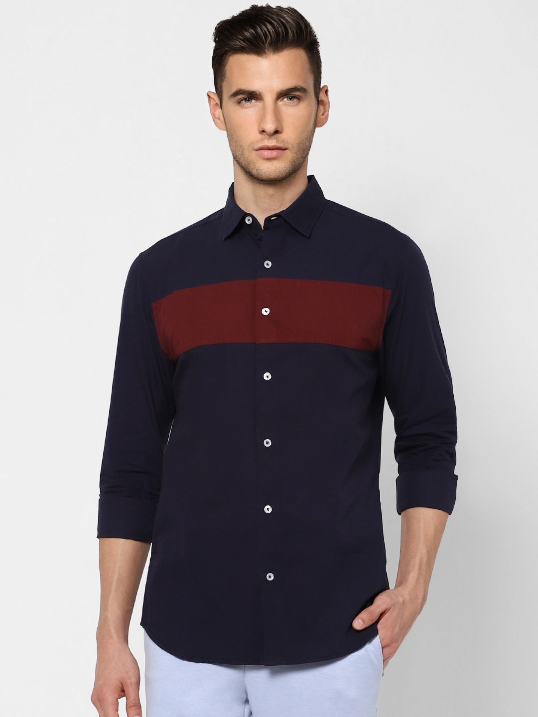 

Jack & Jones Men Navy Blue & Maroon Slim Fit Opaque Colourblocked Pure Cotton Casual Shirt