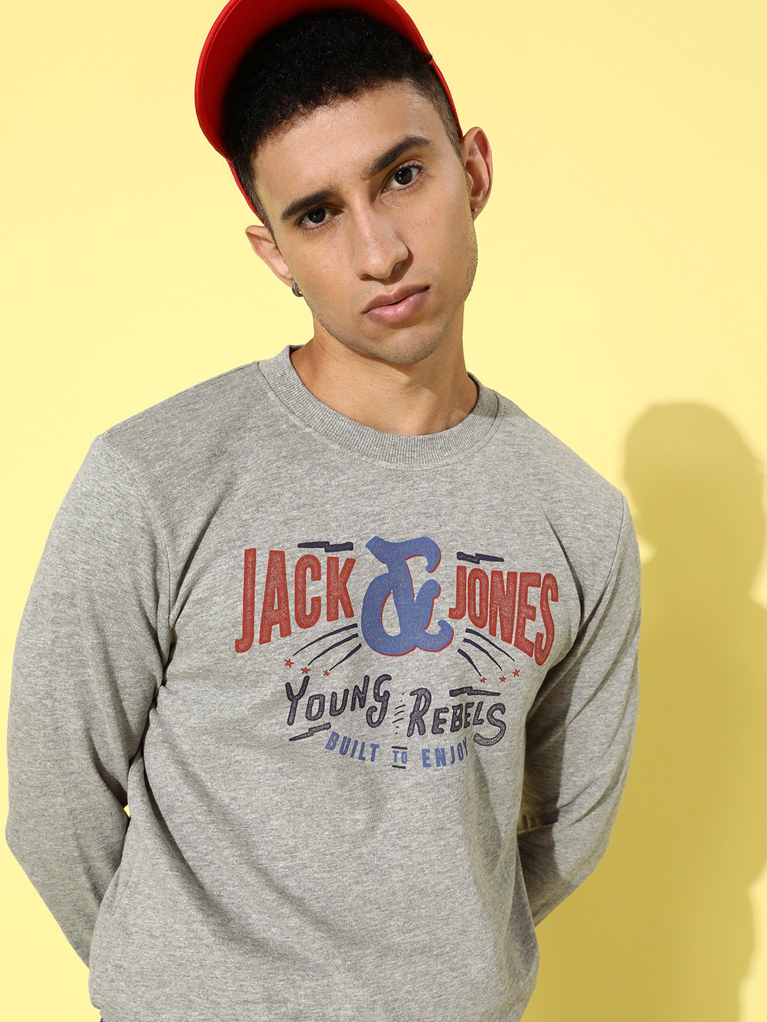 

Jack & Jones Men Grey Melange Printed Graphic Sweatshirt