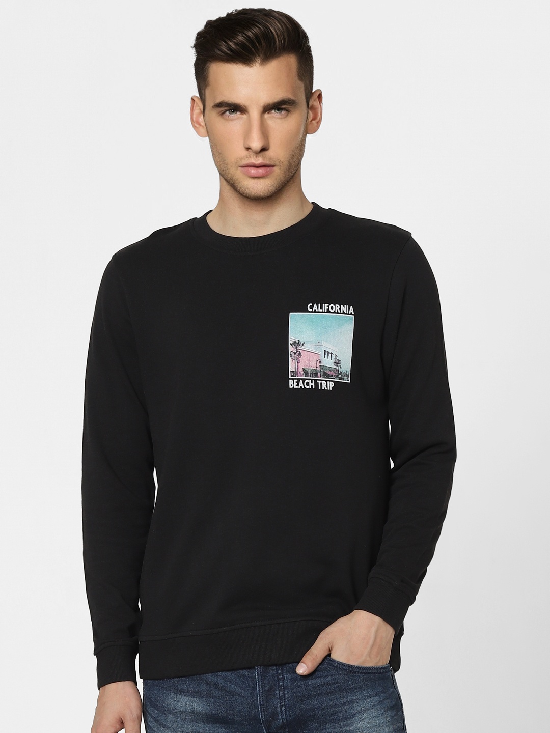 

Jack & Jones Men Black Sweatshirt With Printed Detailing