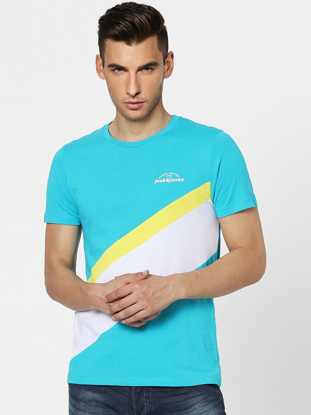 

Jack & Jones Men Blue & White Colourblocked Slim Fit Round Neck T-shirt
