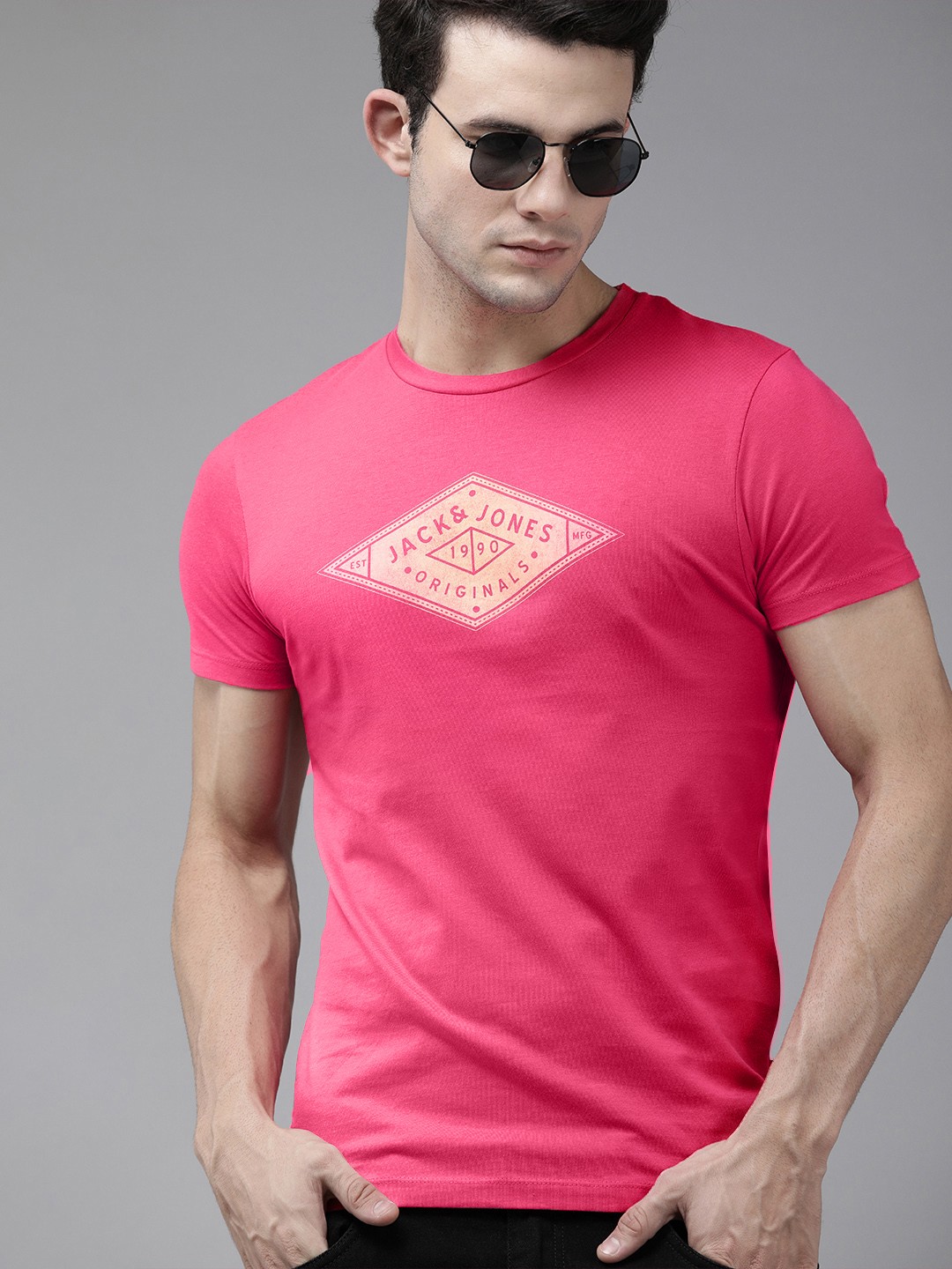

Jack Jones Men Pink Typography Printed Slim Fit Pure Cotton T-shirt