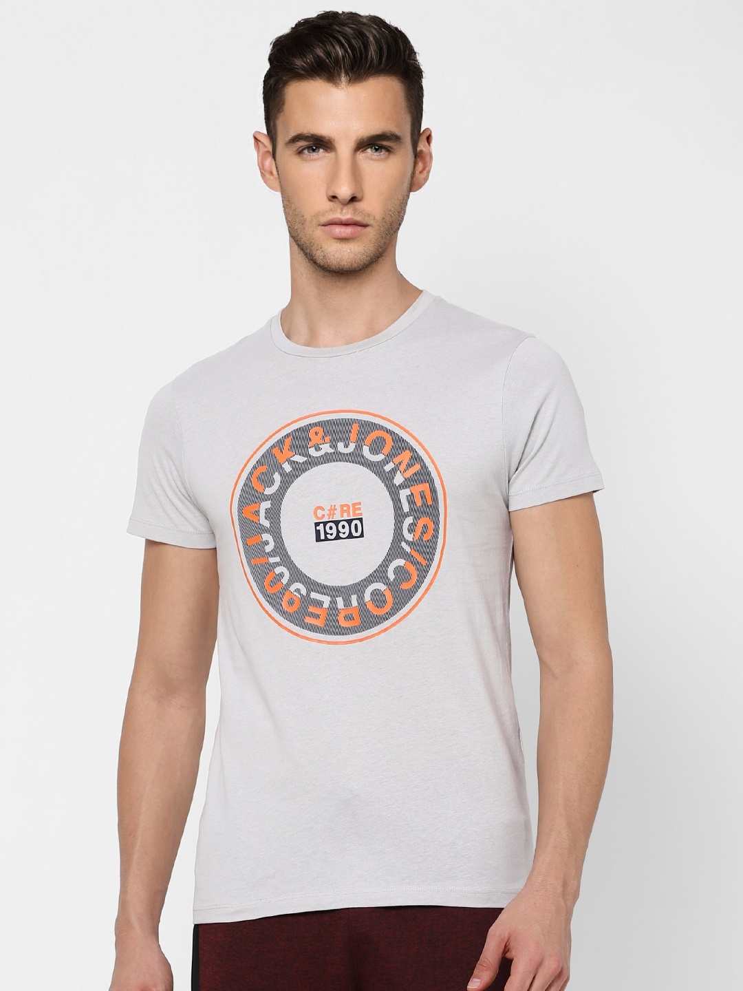 

Jack & Jones Men Grey Typography Printed Slim Fit T-shirt