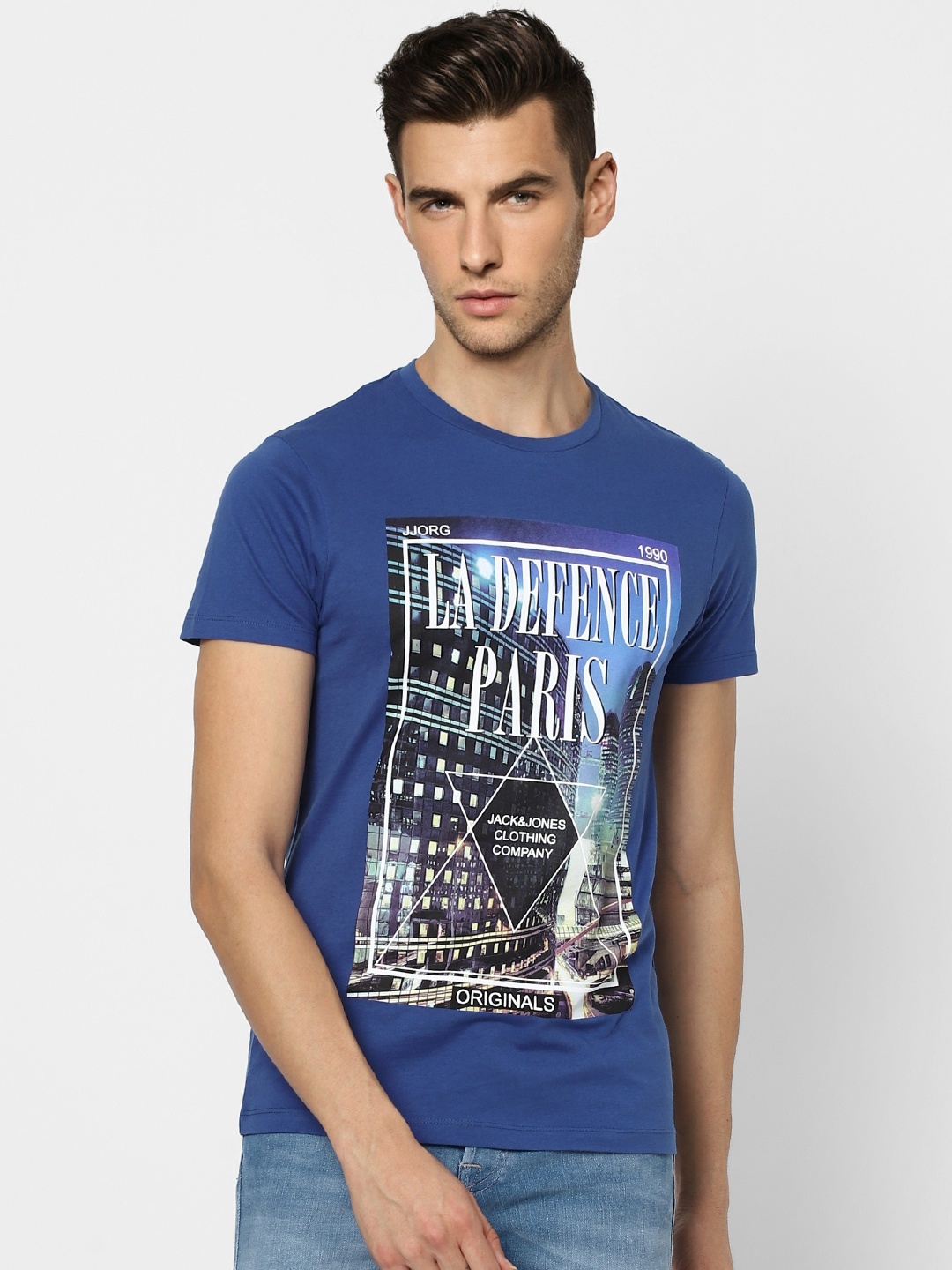 

Jack Jones Men Blue Graphic Printed Pure Cotton T-shirt