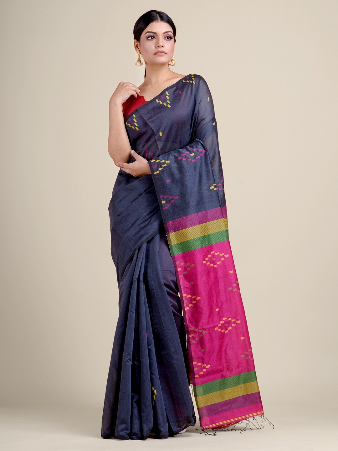 

Charukriti Women Navy Blue & Pink Cotton Blend Geometric Woven Designed Saree