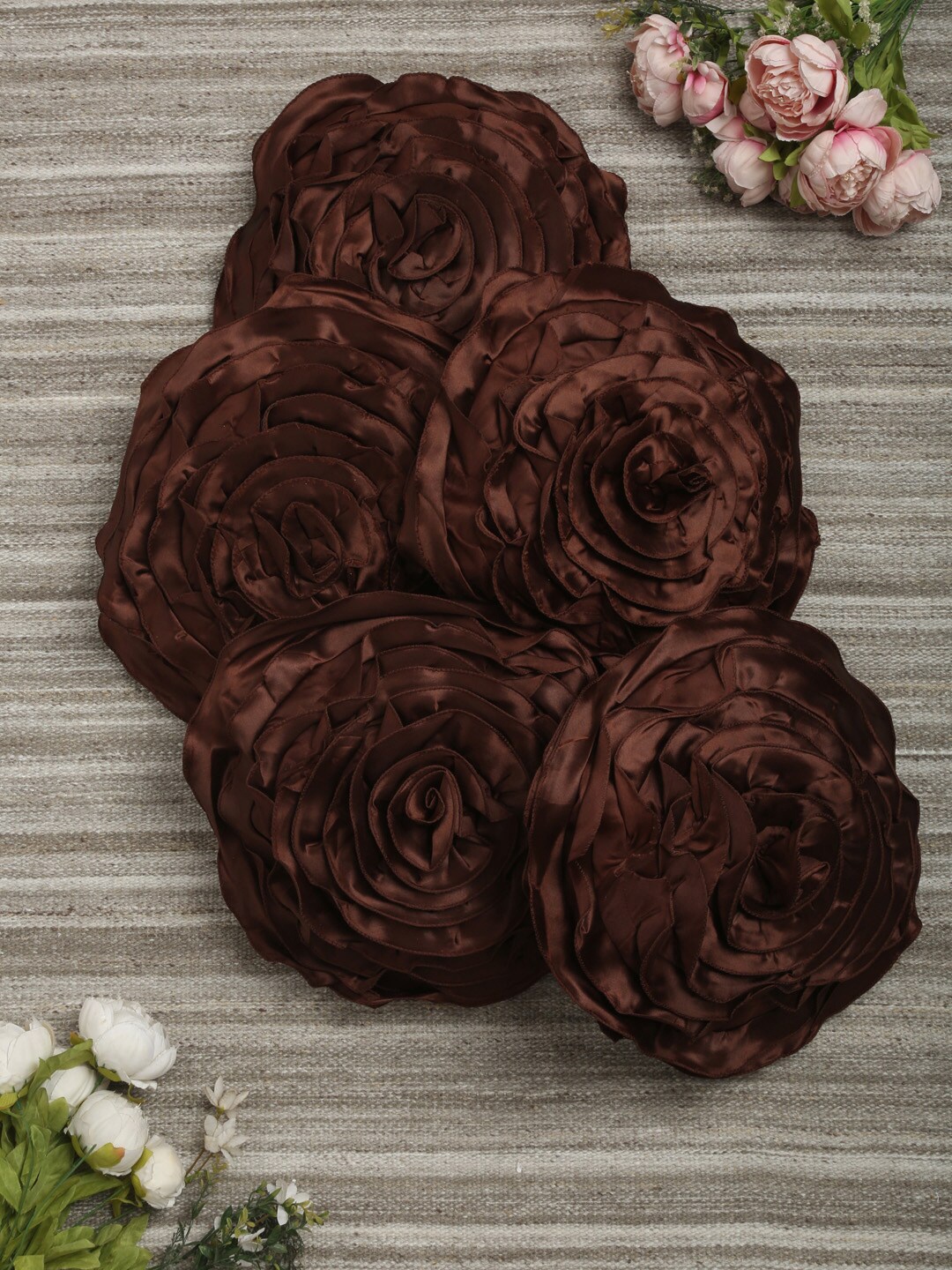 

HOSTA HOMES Brown Set of 5 Satin Round Cushion Covers