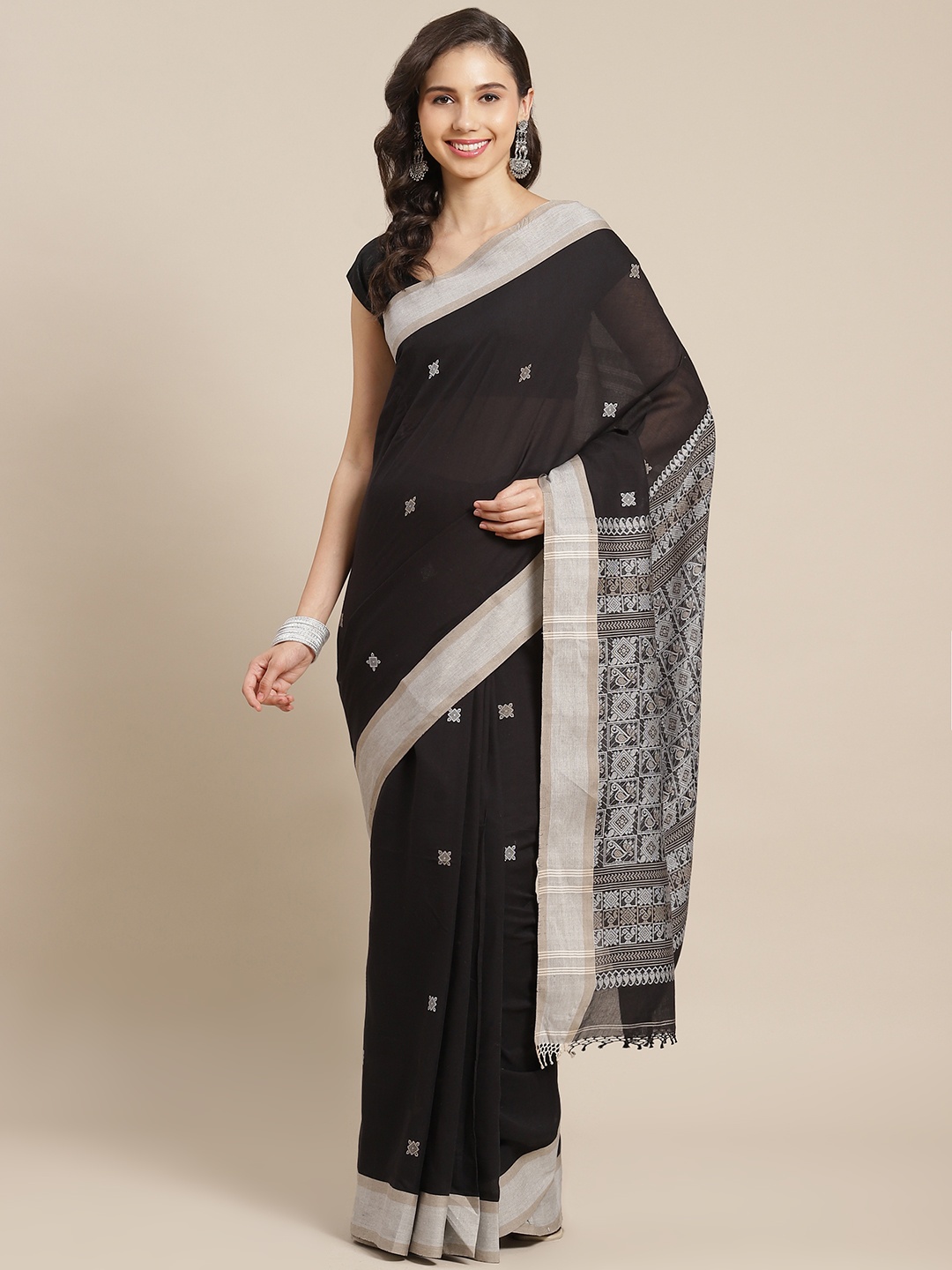 

ADITRI Black & Grey Pure Cotton Handloom Saree