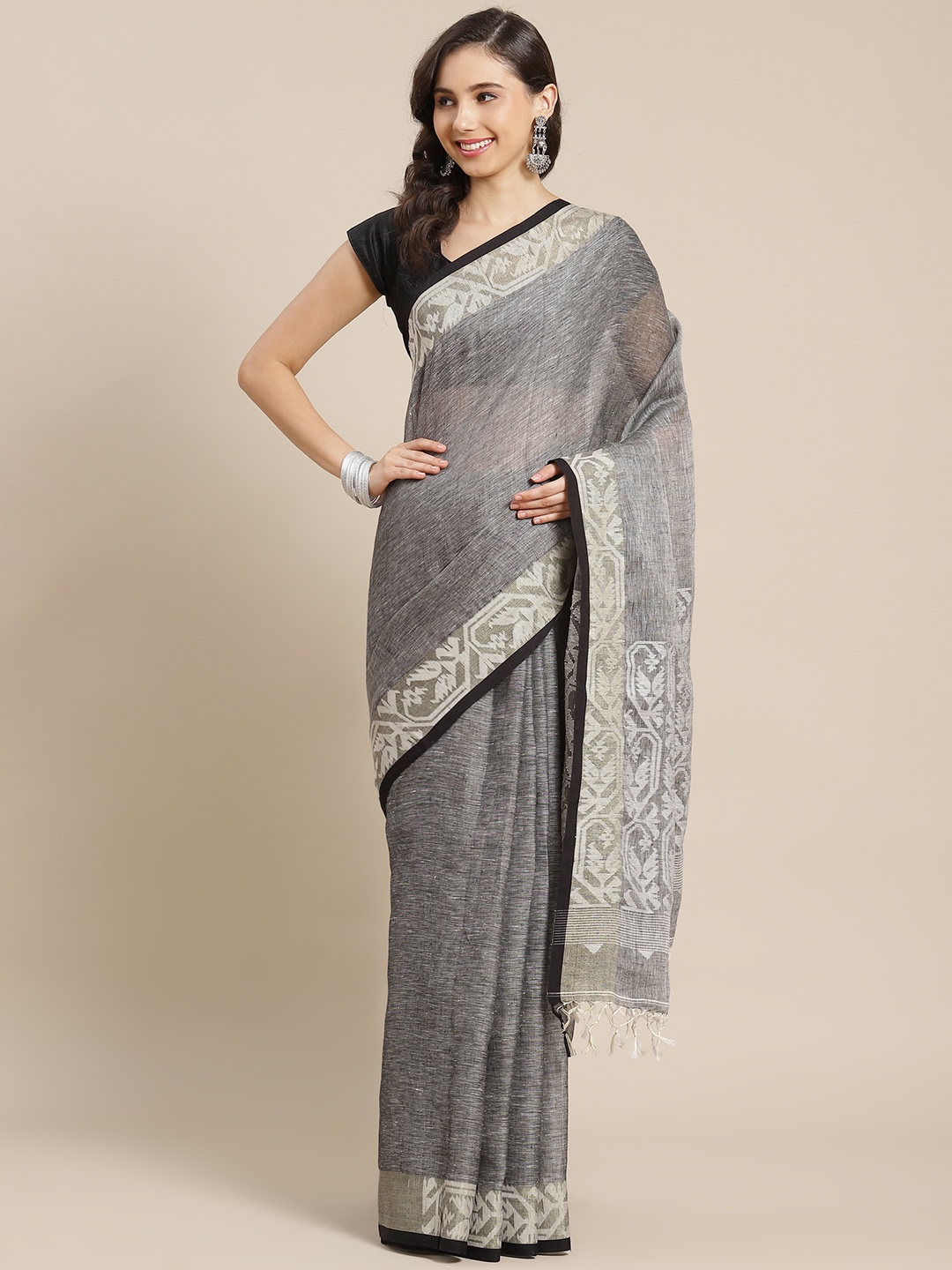

ADITRI Grey Melange Solid Jamdani Saree