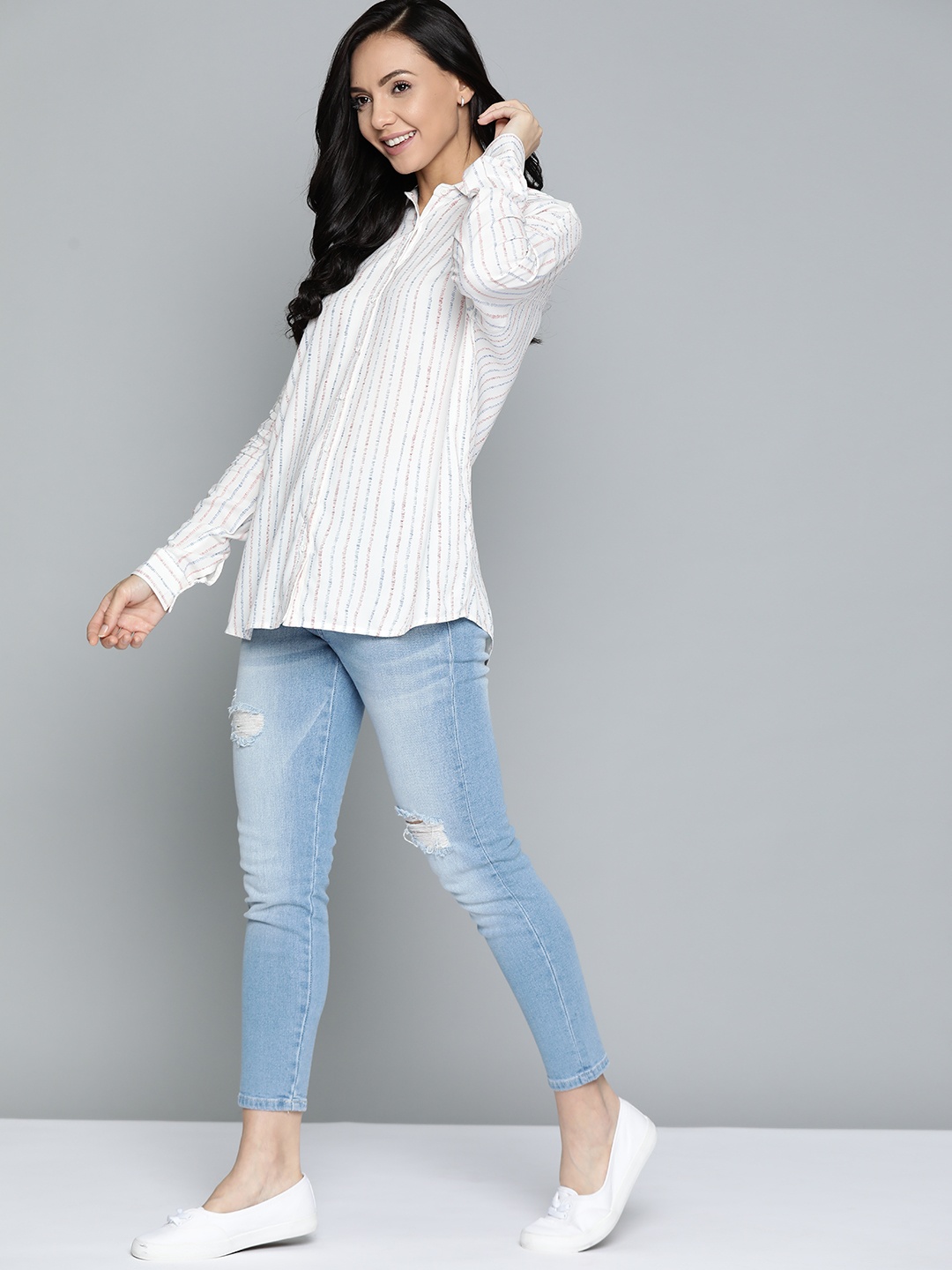 

Mast & Harbour Women White & Blue Striped Casual Shirt