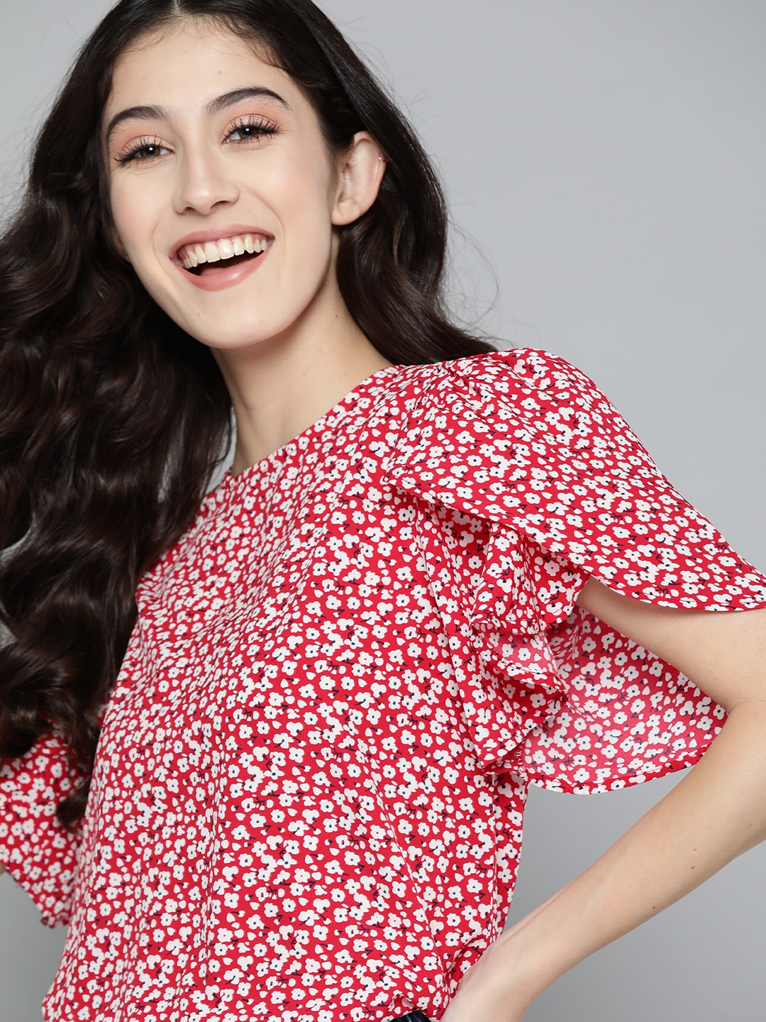 

Mast & Harbour Red & White Floral Print Flutter Sleeve Ruffles Top