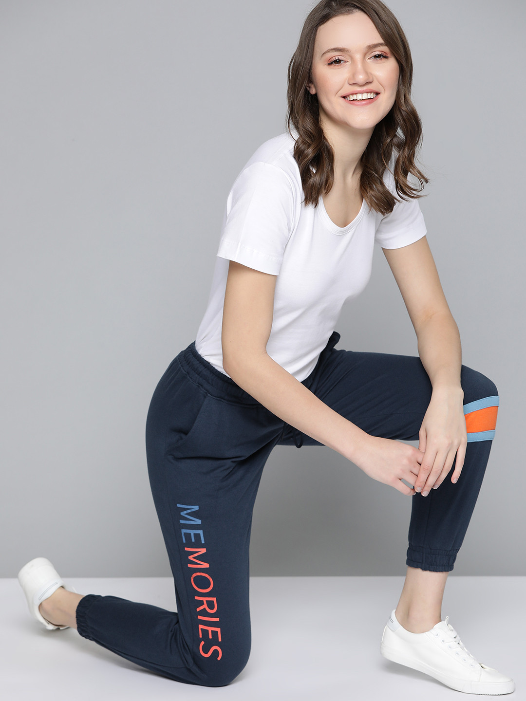 

Mast & Harbour Women Navy Blue Printed Detail Joggers