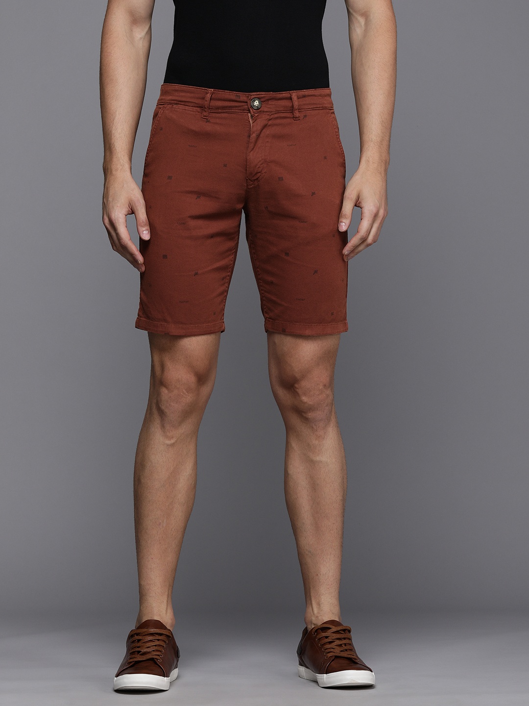 

WROGN Men Rust Solid Slim Fit Shorts
