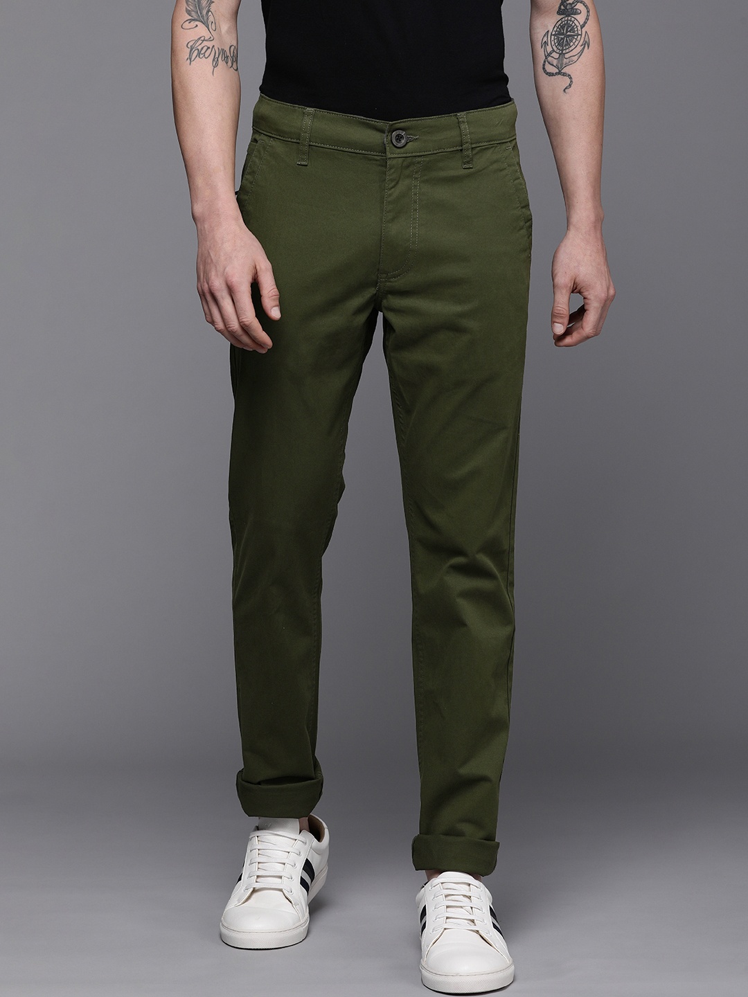 

WROGN Men Olive Green Slim Fit Chinos