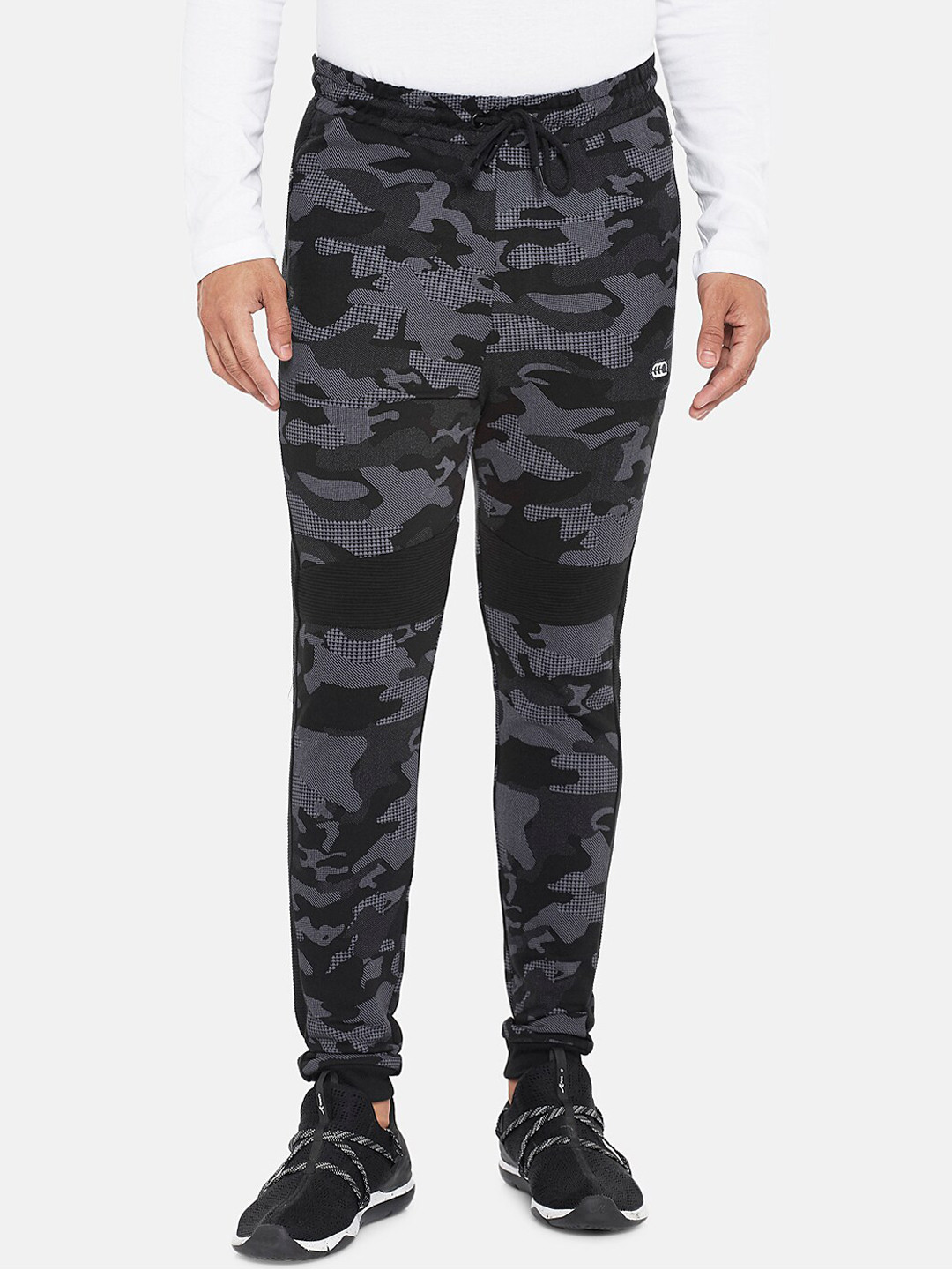 

Ajile by Pantaloons Men Black & Grey Camouflage Printed Pure Cotton Slim-Fit Joggers
