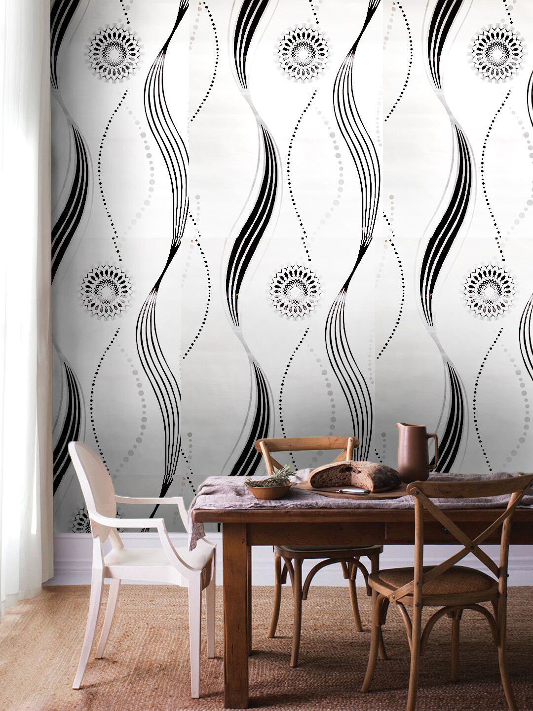 

Jaamso Royals White & Black Self-Adhesive Waterproof Wallpaper
