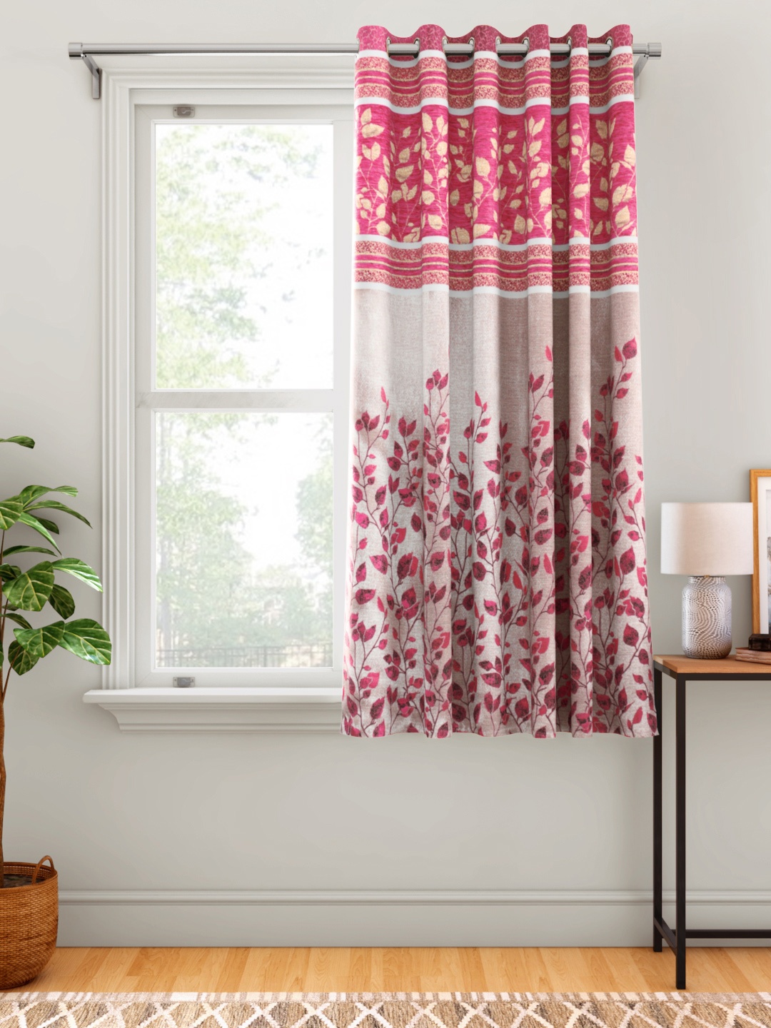 

Aura Pink & Off White Floral Patterned Window Curtain
