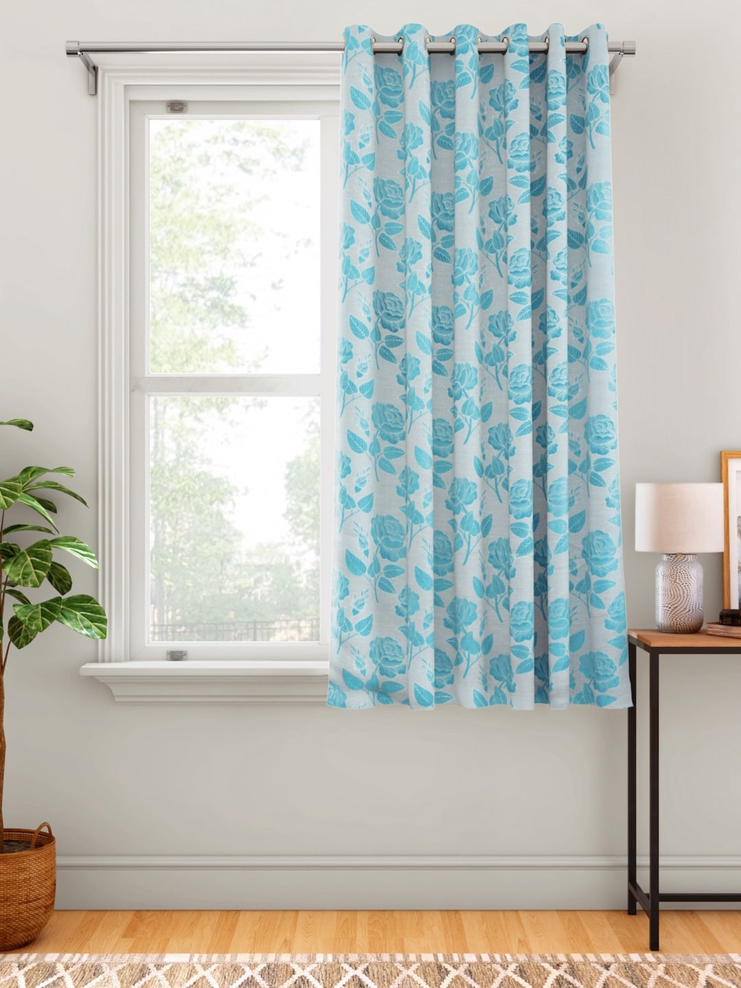 

Aura Grey & Blue Floral Patterned Window Curtain