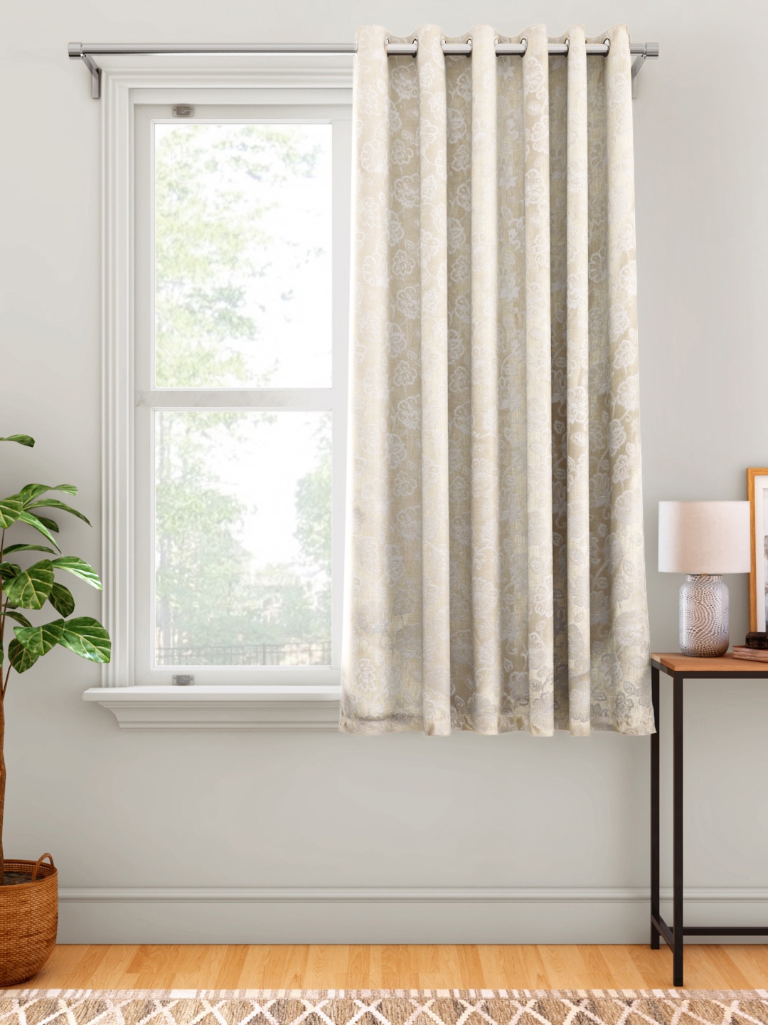 

Aura Cream-Coloured & White Floral Patterned Single Window Curtain