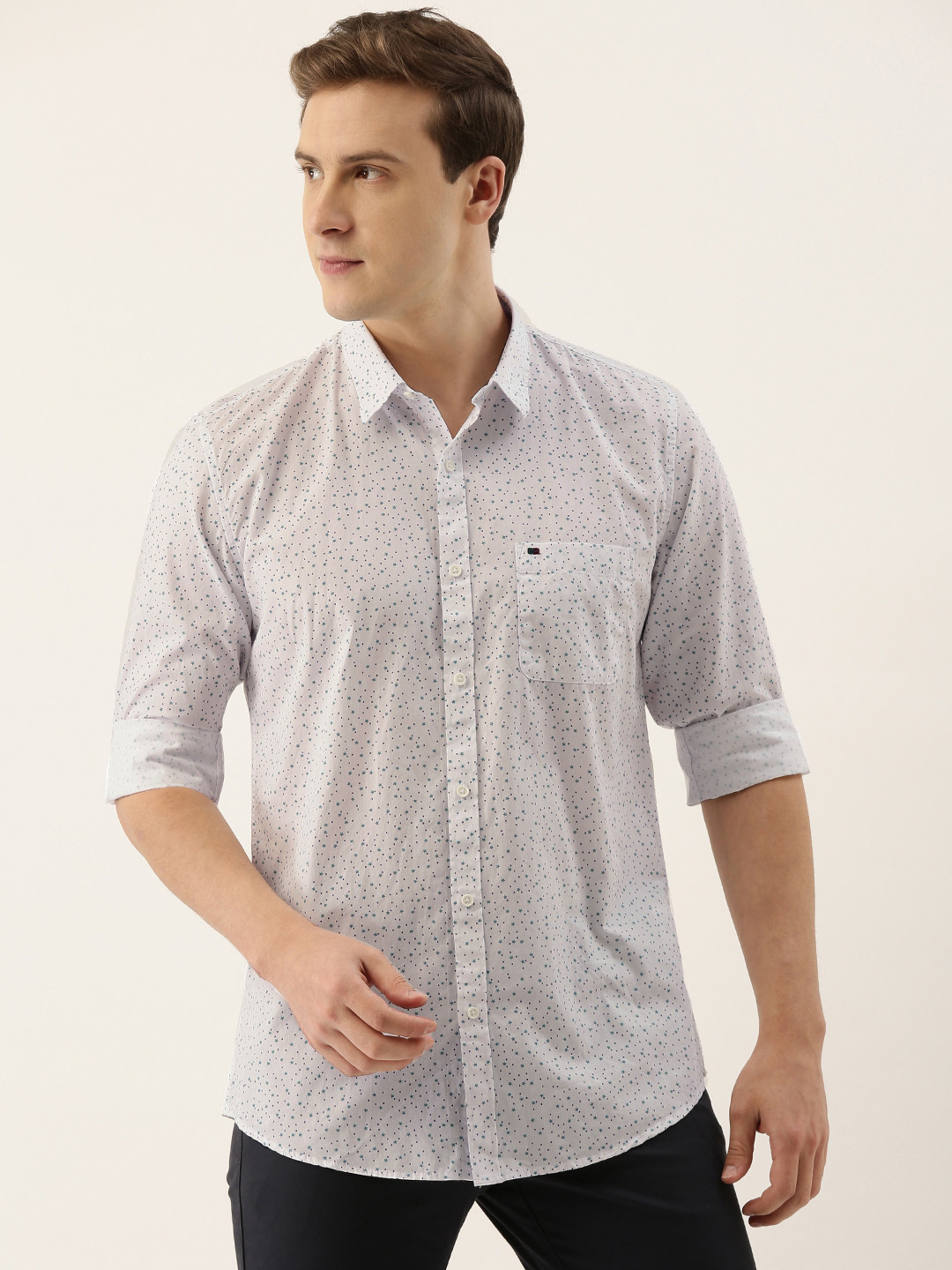 

Peter England Casuals Men White Pure Cotton Slim Fit Printed Casual Shirt
