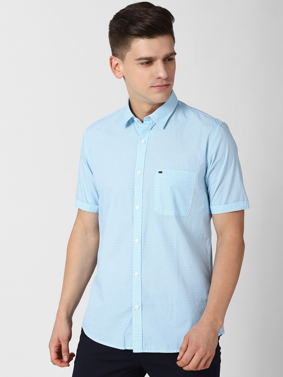 

Peter England Casuals Men Blue Printed Slim Fit Casual Shirt