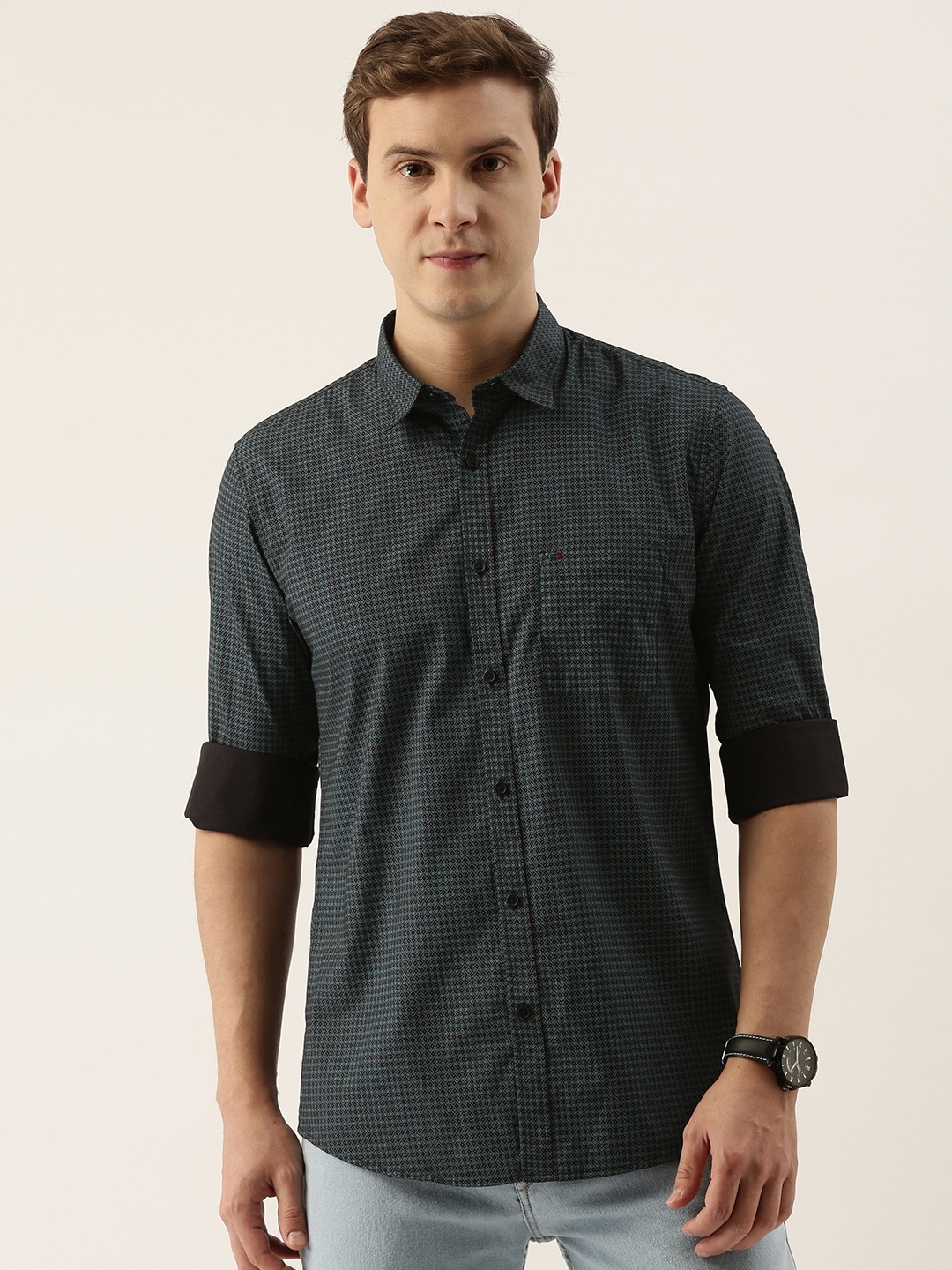 

Peter England Casuals Men Black & Blue Slim Fit Printed Pure Cotton Shirt
