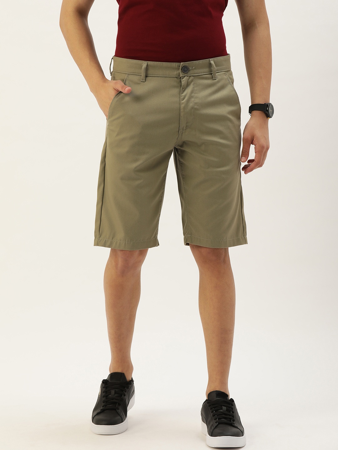 

PETER ENGLAND UNIVERSITY Men Olive Green Solid Slim Fit Regular Shorts