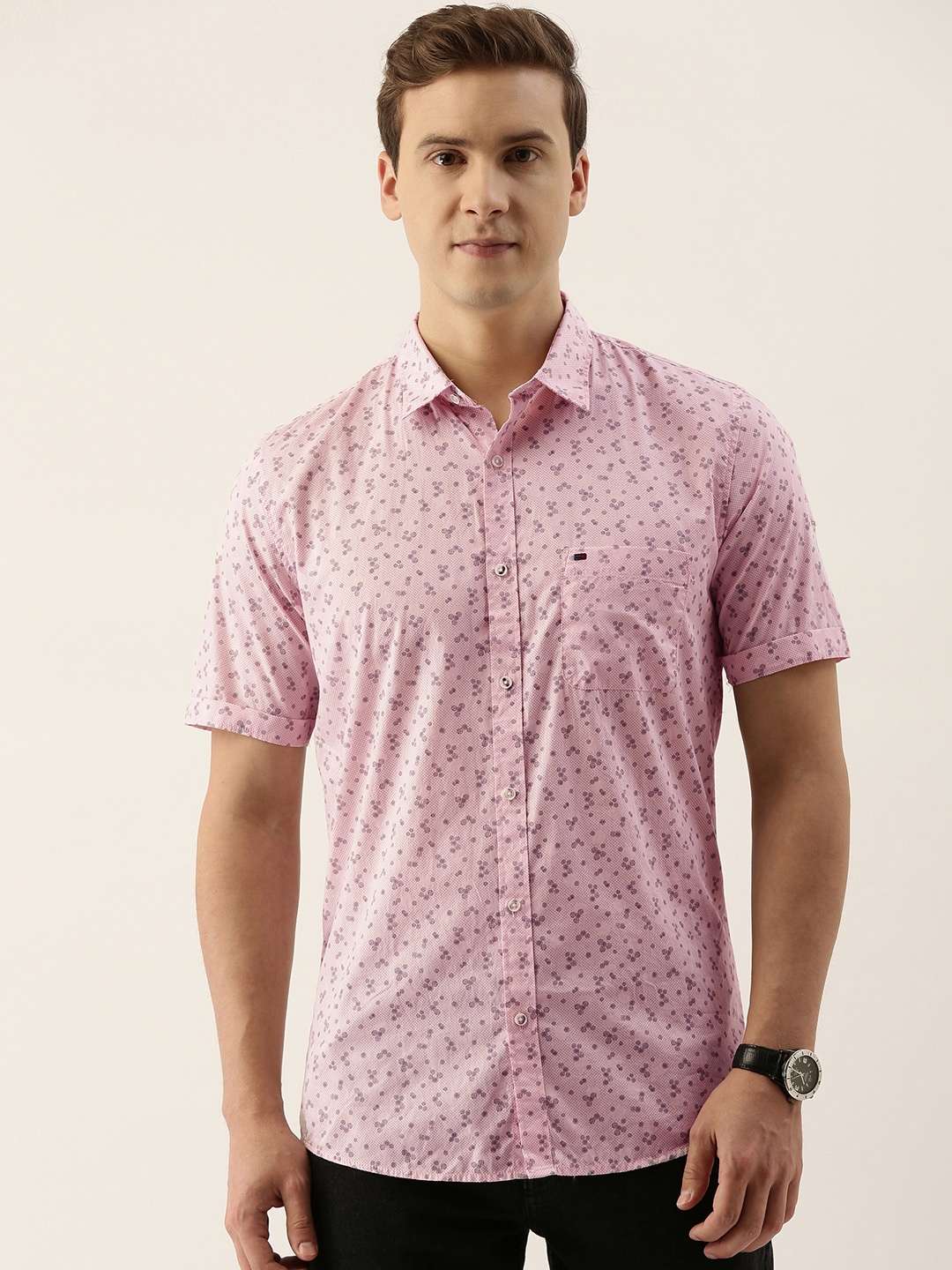 

Peter England Casuals Men Pink & Black Slim Fit Printed Casual Shirt