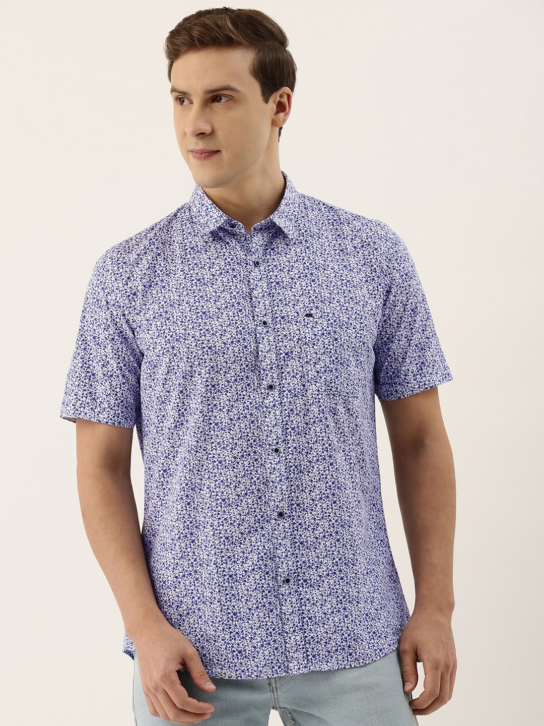 

Peter England Casuals Men Blue & White Slim Fit Printed Casual Shirt