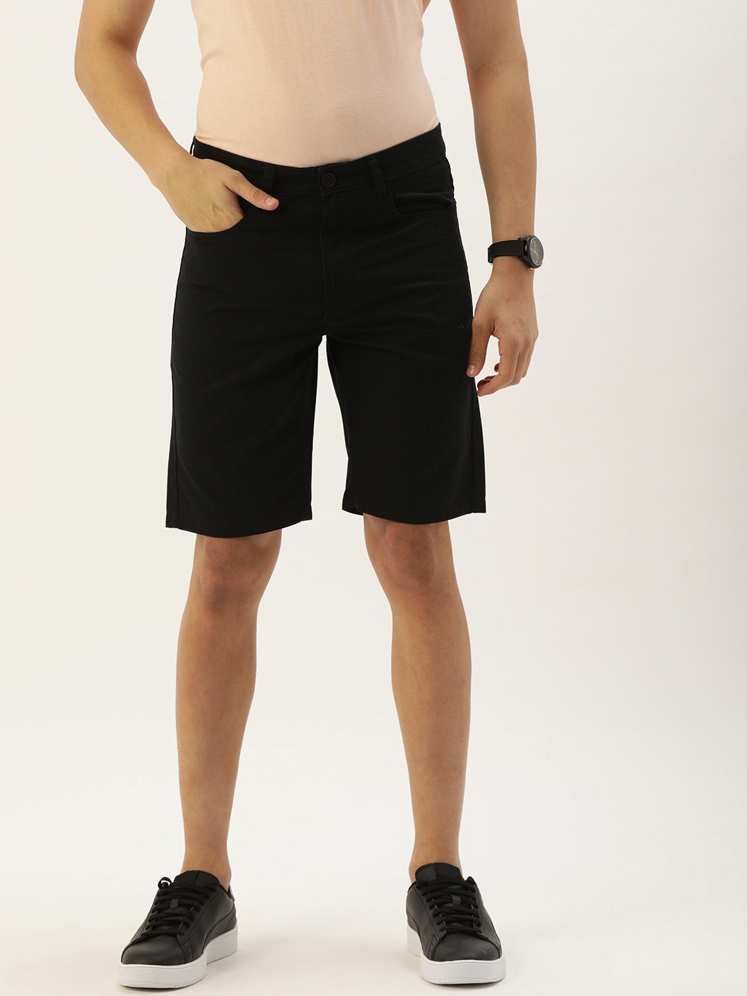 

PETER ENGLAND UNIVERSITY Men Black Solid Slim Fit Regular Shorts