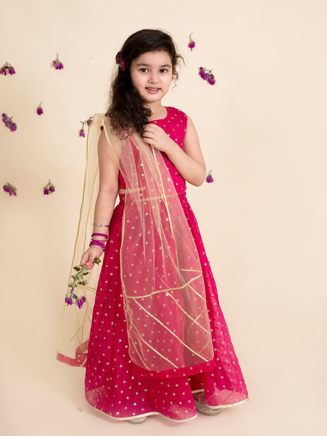 

pspeaches Girls Magenta & Gold-Toned Embellished Ready to Wear Lehenga & Blouse With Dupatta