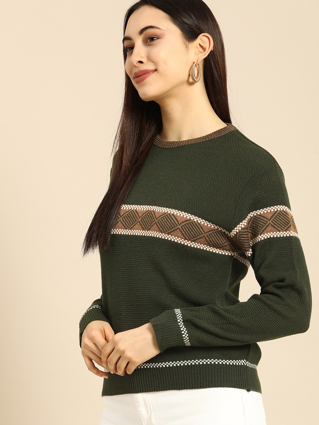 

Anouk Women Green & Beige Colourblocked Round Neck Long Sleeved Pullover