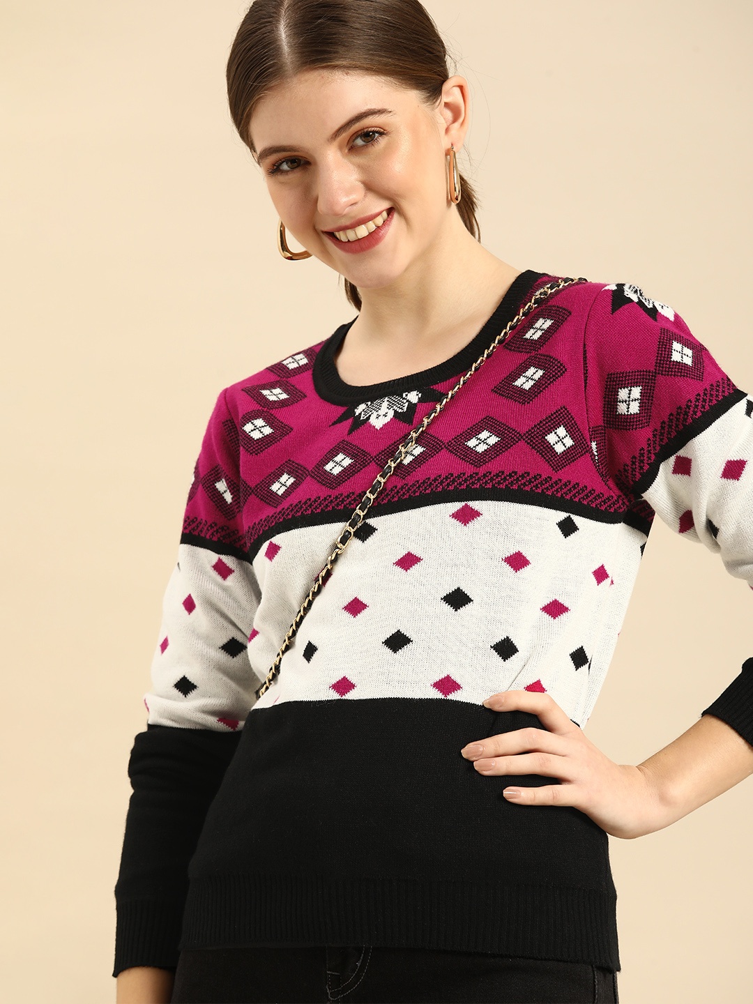 

Anouk Women Black & Magenta Colourblocked Acrylic Pullover Sweater