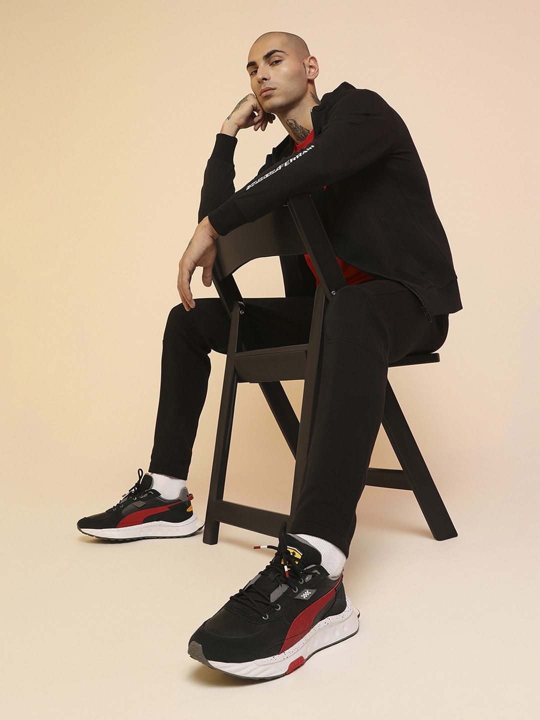 

PUMA Motorsport Unisex Black Leather Ferrari Wild Rider Sneakers