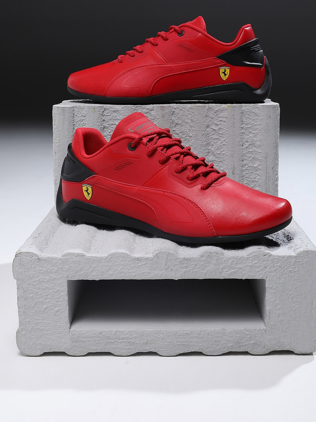 

PUMA Motorsport Unisex Red Scuderia Ferrari Drift Cat Delta Motorsport Sneakers
