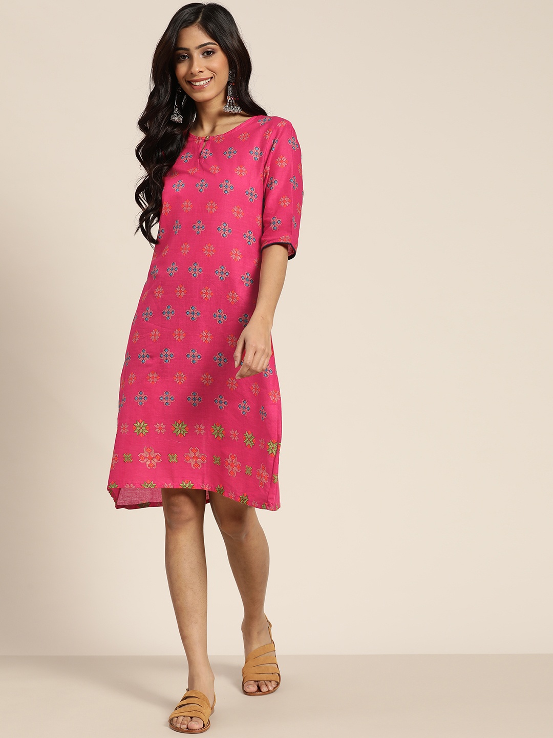 

Sangria Pink & Blue Ethnic Printed Pure Cotton Keyhole Neck A-Line Dress
