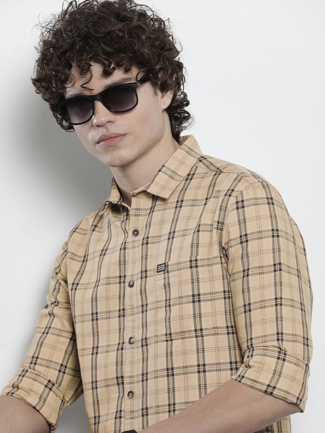 The Indian Garage Co Men Slim Fit Checked Casual Shirt