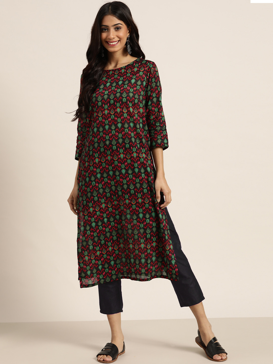 

Sangria Women Black & Green Pure Cotton Ethnic Motif Printed Kurta with Trousers
