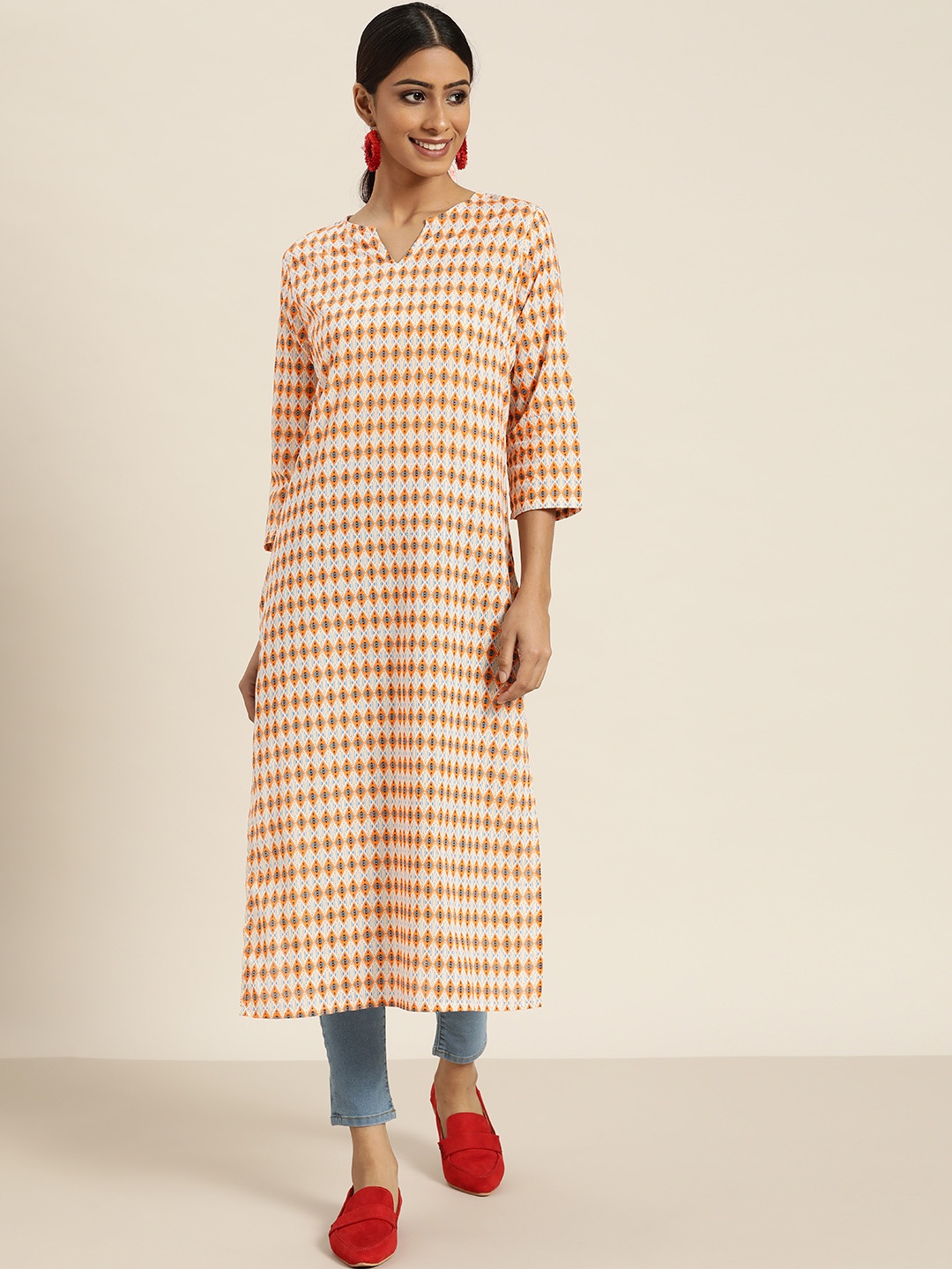 

Sangria Women White & Orange Geometric Printed Cotton Kurta