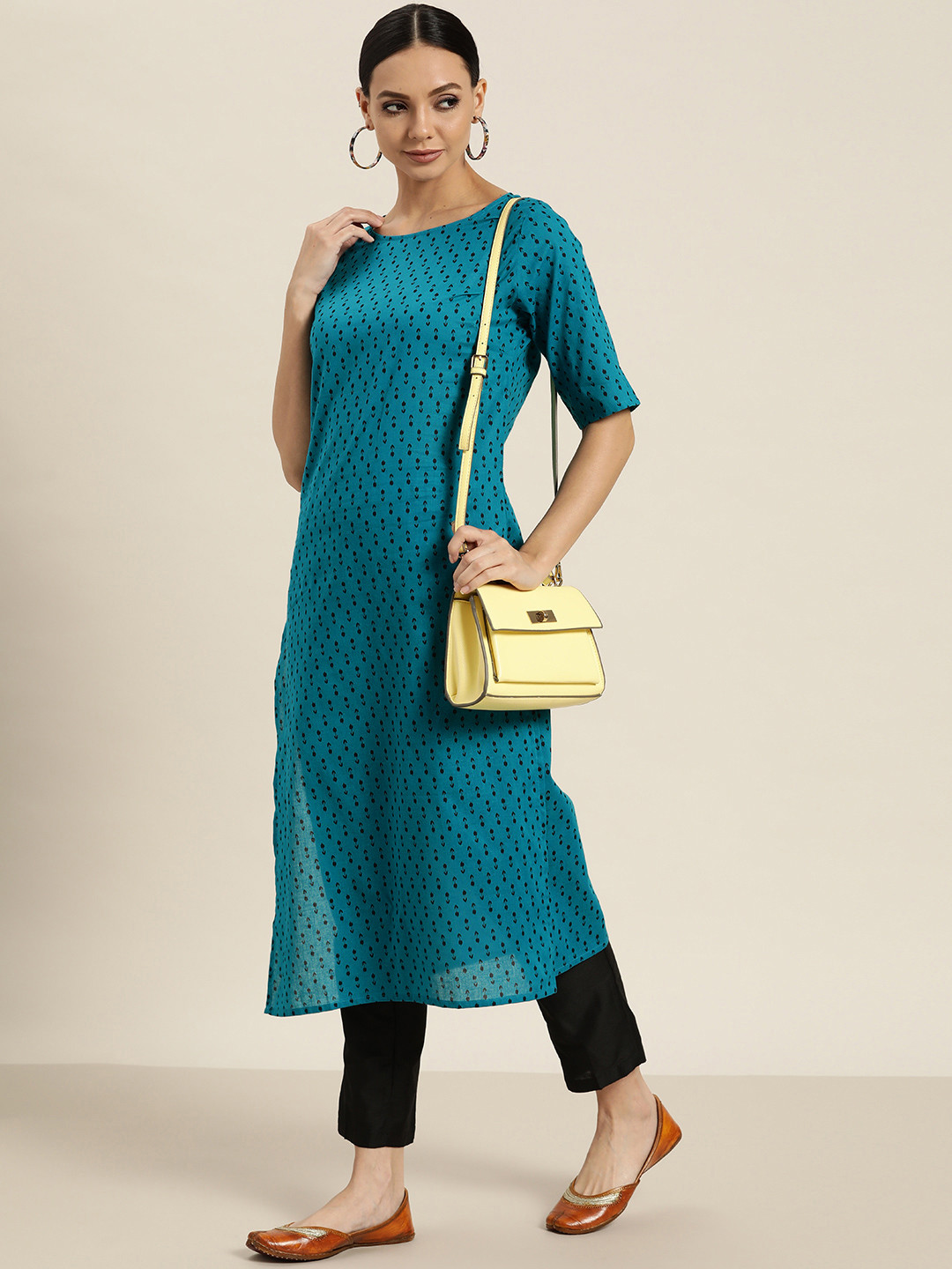 

Sangria Women Blue & Black Ethnic Motifs Printed Cotton Kurta