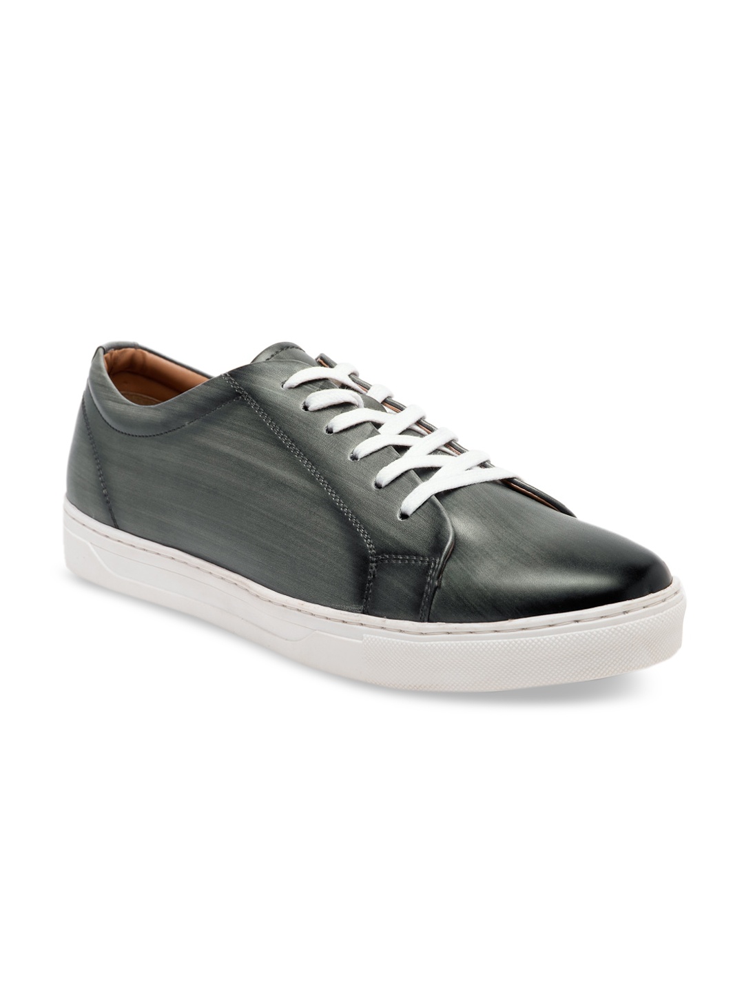 

Apsis Men Grey Sneakers