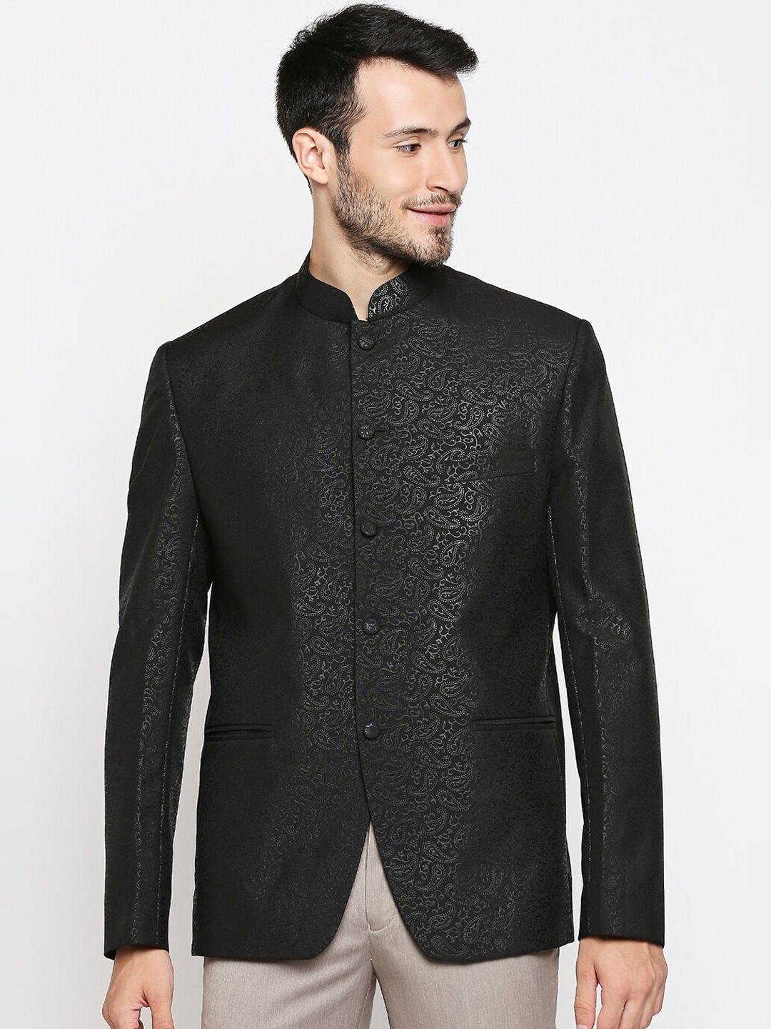 

Blacksmith Men Black Paisley Printed Mandarin Collar Formal Blazer