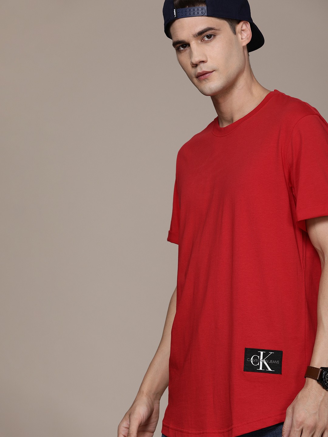 

Calvin Klein Jeans Men Red Solid Pure Cotton T-shirt