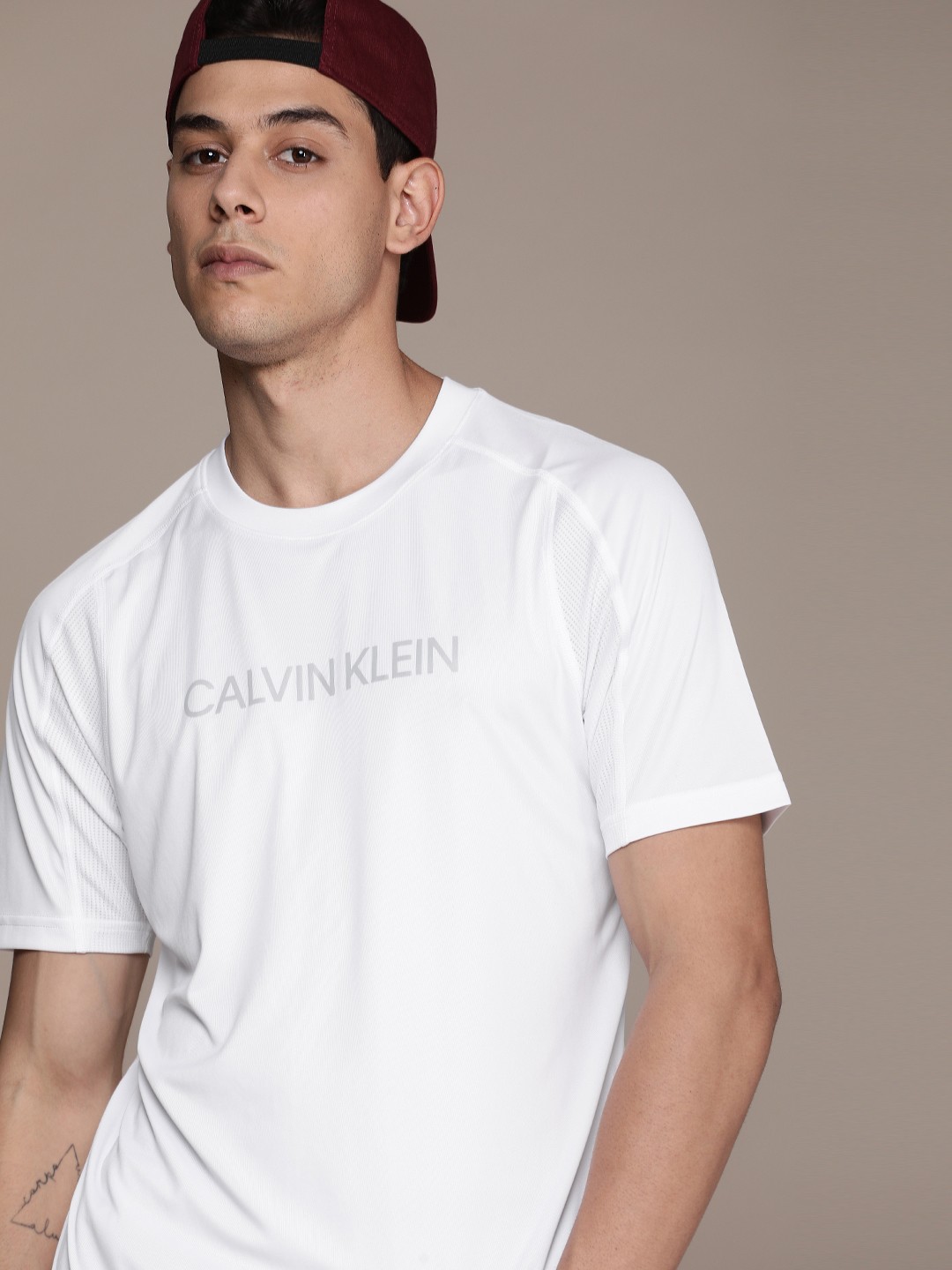 

Calvin Klein Jeans Men White Brand Logo Printed T-shirt